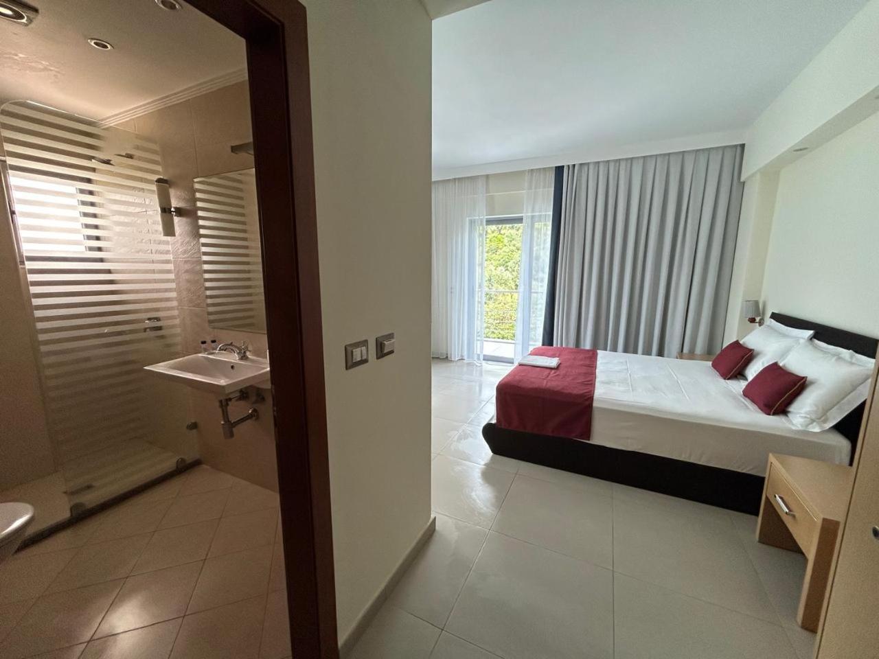 Hotel Borshi المظهر الخارجي الصورة